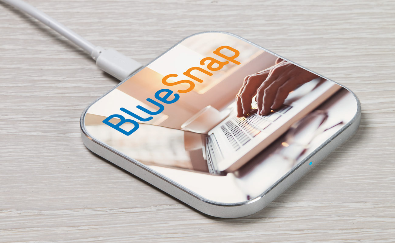 Edge - Custom Branded Chargers with Logo gallery thumbnail