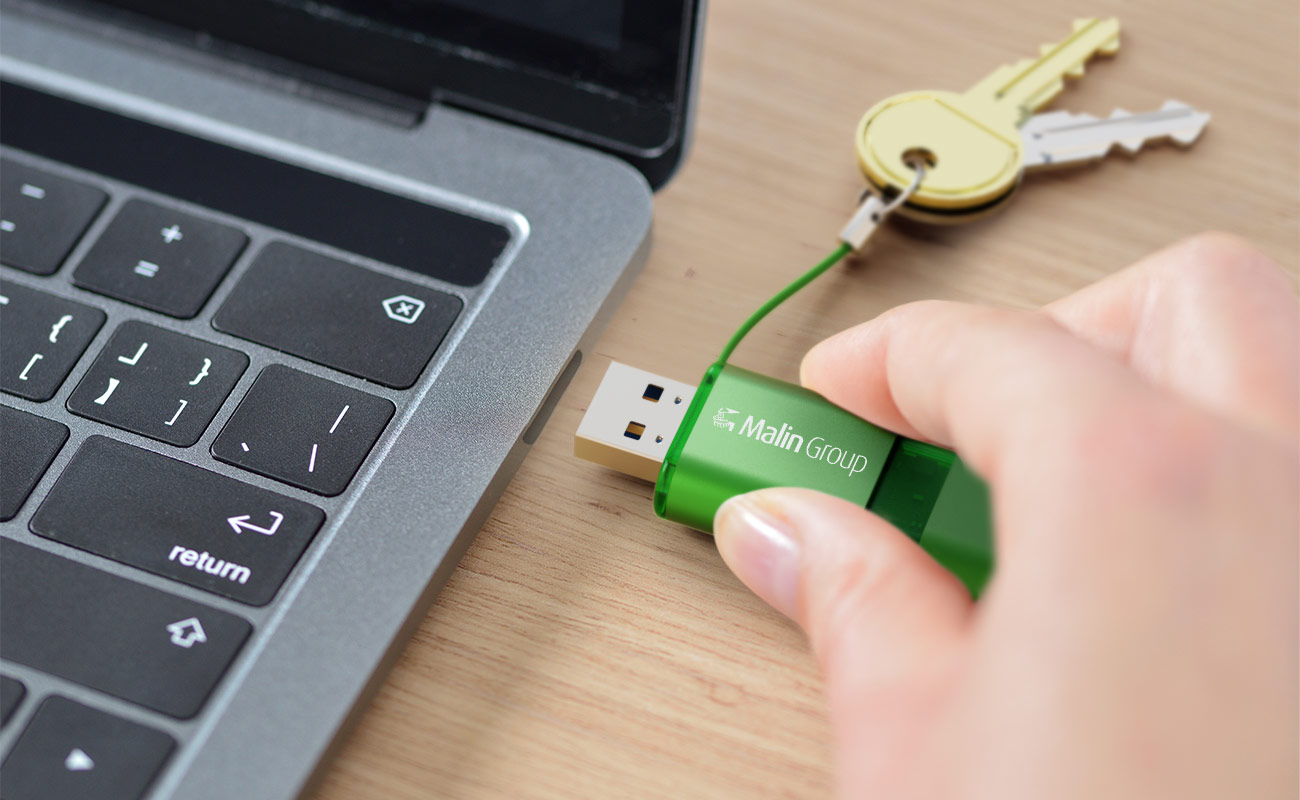 Shift - Personalized USB Drives With USB-C gallery thumbnail