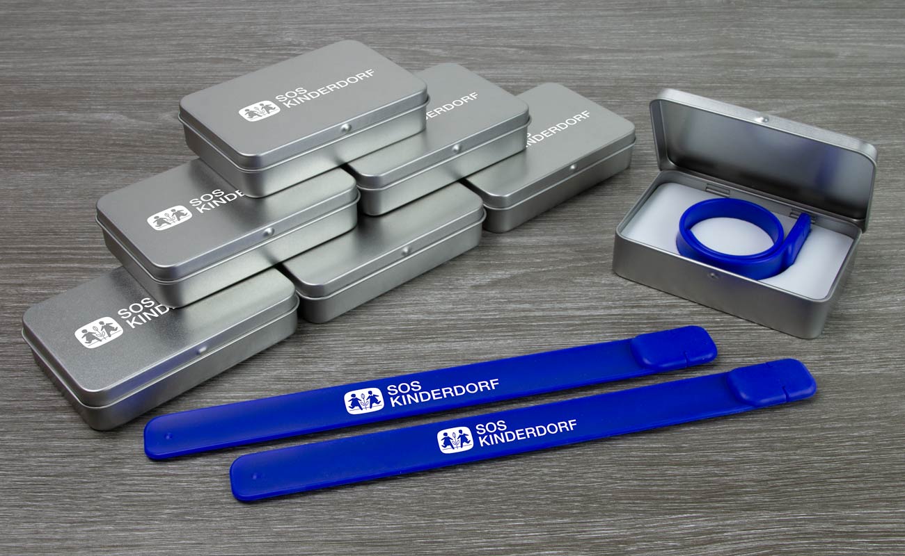 Slap - Customised USB Bracelet gallery thumbnail